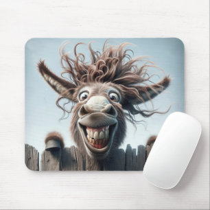 Crazy Donkey auf einem Zaun Mousepad