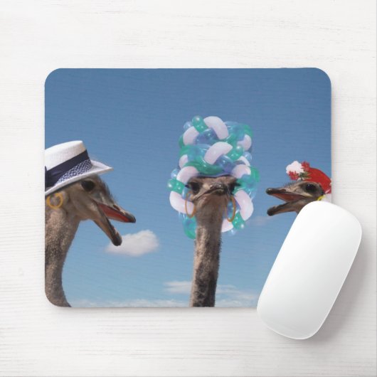 Crazy Hat Day bei den Rennen Mousepad (Mit Mouse)