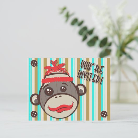 Crazy Hat Sock Monkey Sie sind eingeladen Postcard Einladungspostkarte (Stehend Vorderseite)