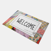 Crazy Patchwork Quilt mit Willkommenstext Fußmatte (Schrägansicht)