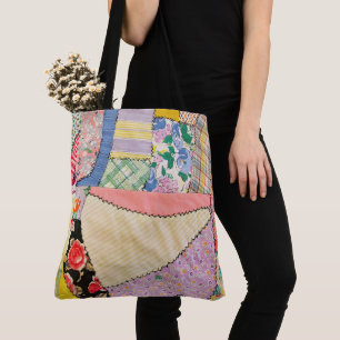 Crazy Patchwork Quilt mit Zigzag Stitching Tasche