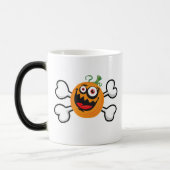 Crazy Pumpkin Skull und Crossbones Verwandlungstasse (Links)