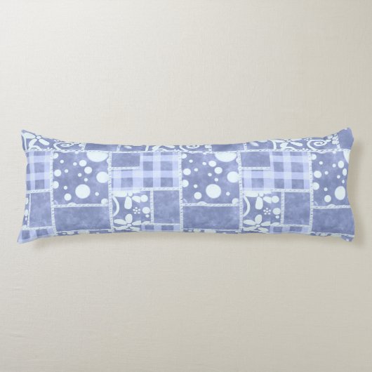 Crazy Quilt Blue Gingham Floral Personalized Seitenschläferkissen (Vorderseite)