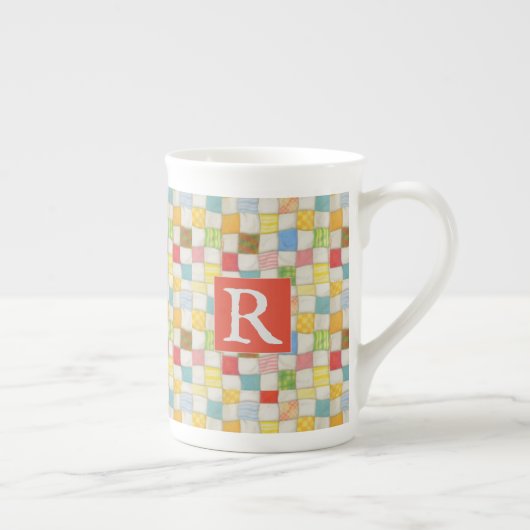 CRAZY QUILT Bone China Tasse + Text / Rot (Rechts)