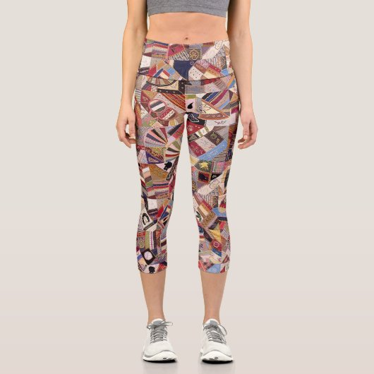 Crazy Quilt Design Capri Leggings (Vorderseite)