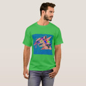 Crazy rosa und blaue Muster auf grün T-Shirt (Vorne ganz)
