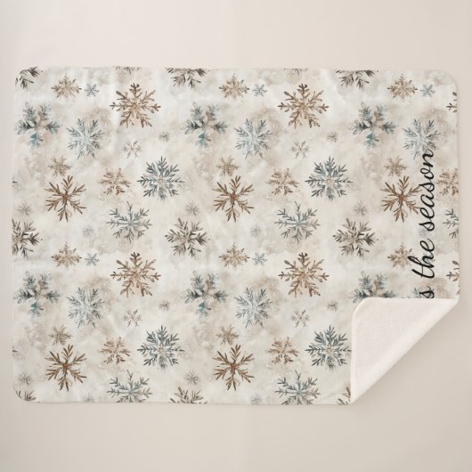 Cream Blue Brown Snowflakes Christmas Sherpadecke (Vorderseite (Horizontal))