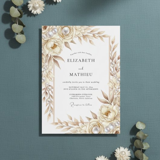 Cream Botanical Romance Hochzeit Einladung