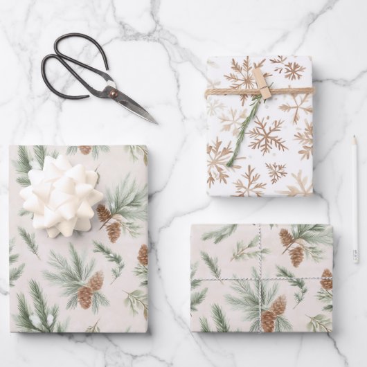 Cream Brown Green Christmas Pine Cones Snowflakes Geschenkpapier Set (Vorderseite)