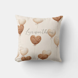 Cream Brown Heart Balloons Love in the Air Kissen