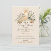 Cream Bunny Rabbit Botanical Floral Baby Shower Einladung (Stehend Vorderseite)