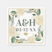 Cream Gold Blumengrün Herz Wedding Monogram Serviette (Vorderseite)