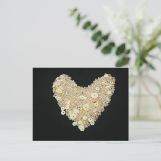Cream Heart Card Postkarte (Stehend Vorderseite)