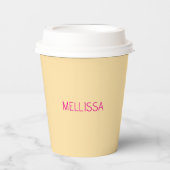 Cream minimalist custom name pappbecher (Vorderseite)