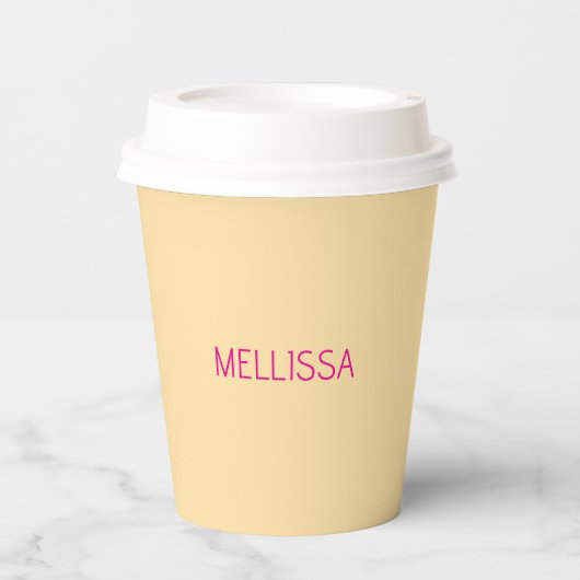 Cream minimalist custom name pappbecher (Vorderseite)