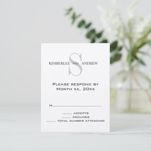 Cream Monogram Reply Cards RSVP Karte (Stehend Vorderseite)