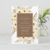 Cream Painterly Bloom Hochzeit Einladung (Stehend Vorderseite)