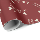 Cream Script Hearts on Burgundy– Valentine pattern Geschenkpapier (Rolleneckpunkt)