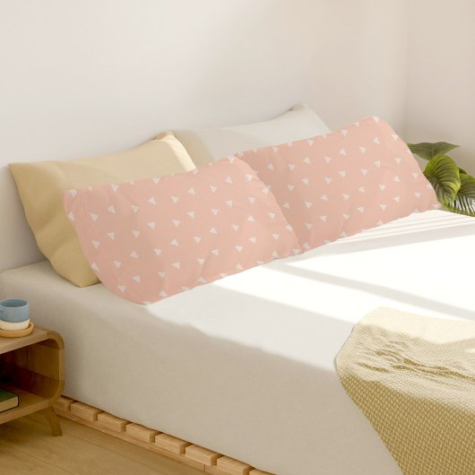 Cream Triangles Pattern Pair Of Pillowcases Kissenbezug