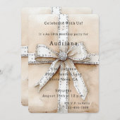 Cream White Silver Glitzy Glam Bow Birthday Einladung (Vorne/Hinten)