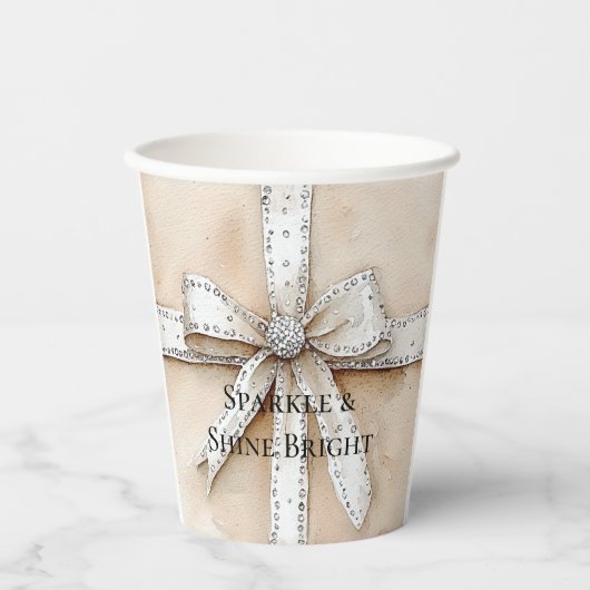 Cream White Silver Glitzy Glam Bow Birthday Pappbecher (Vorderseite)