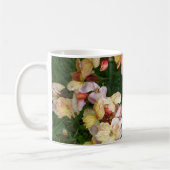 Creamy Pink Wallflowers Fotografie Kaffeetasse (Links)