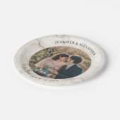 Create your own bride and groom photo wedding pappteller (Schrägansicht)