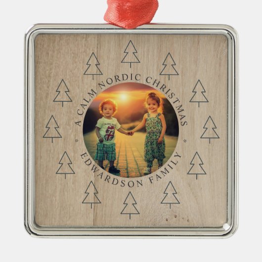 Create your own nordic family photo christmas ornament aus metall (Vorne)
