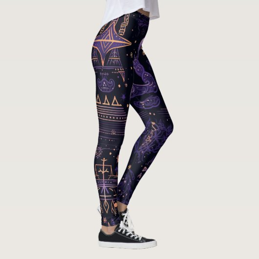 Create Your Own Purple & Gold Witchy Symbols Black Leggings (Rechts)