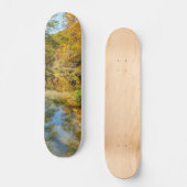 Creek Autumn Reflections Vertikal Skateboard (Vorderseite)