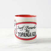 Creekrat Cartoon Studios - Topanga Kid Surf Boards Tasse (Zentrum)