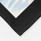 Creepisches Nachtschwarz Meow in der Weihnachtsman Fleecedecke (Ecke)