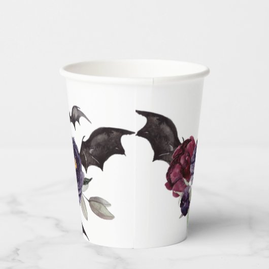 Creepy Beautiful | Dunkelgotische Rose mit Flederm Pappbecher (Rechts)