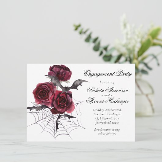 Creepy Beautiful | Gotische Verlobung für Blumenbä Einladung (Stehend Vorderseite)