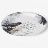 Creepy Black Raven Halloween Pappteller (Schrägansicht)