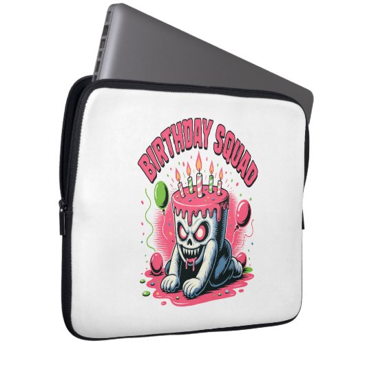 Creepy Cake Skull Birthday Squad Laptopschutzhülle (Vorne Rechts)