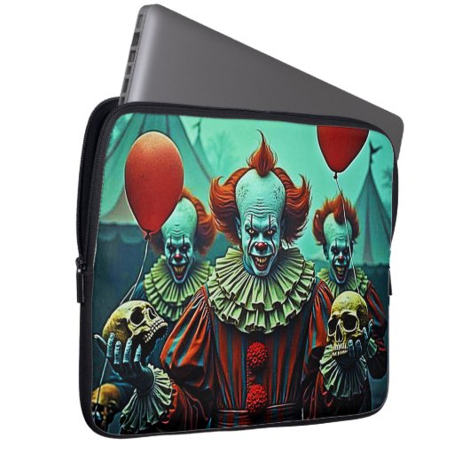 Creepy Clown Horror Scene Design Laptopschutzhülle (Vorne Rechts)