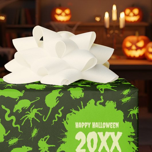 Creepy Crawlies Happy Halloween Add The Year Green Geschenkpapier