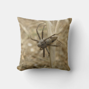 Creepy Crawly Spider Pillow Kissen