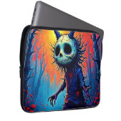 Creepy Dämon in spöttischem Holzdesign Laptopschutzhülle (Vorne Rechts)