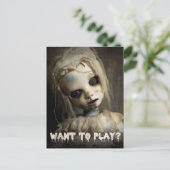 Creepy Doll Budget Adult Halloween Einladung Postkarte (Stehend Vorderseite)