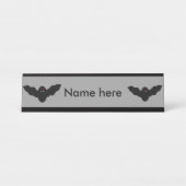Creepy Halloween Vampire Bat Custom Desk Zeichen Schreibtischnamensplakette (Vorderseite )