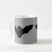 Creepy Halloween Vampire Bat Tasse (Vorderseite Links)