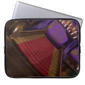 Creepy Mansion Treppe Laptopschutzhülle (Vorderseite)