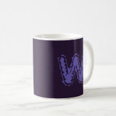 Creepy Monogramm Lila auf Lila Kaffeetasse (VorderseiteRechts)