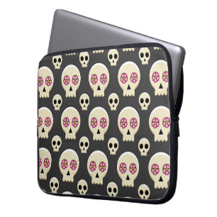 Creepy Niedlich Kawaii Goth Skull mit Blume Muster Laptopschutzhülle
