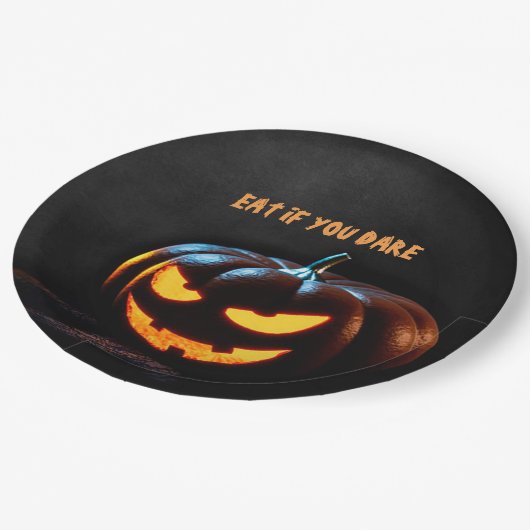 Creepy Pumpkin Happy Halloween Paper Plate Pappteller (Schrägansicht)