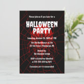 Creepy Red | Black Widow Spider Halloween-Party Einladung (Stehend Vorderseite)