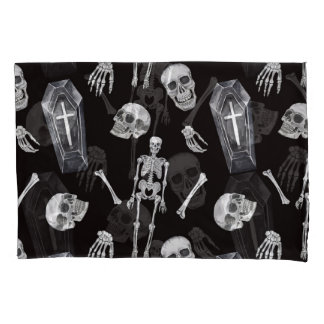 Creepy Skulls: Halloween-Wasserfarbenmuster Kissenbezug