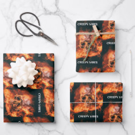 Creepy Vibes. Flaming skull in space Geschenkpapier Set